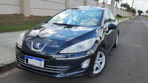 PEUGEOT 408 1.6 GRIFFE 16V TURBO GASOLINA 4P AUTOMÁTICO PEUGEOT 408 1.6 GRIFFE 16V TURBO GASOLINA 4P AUTOMÁTICO
